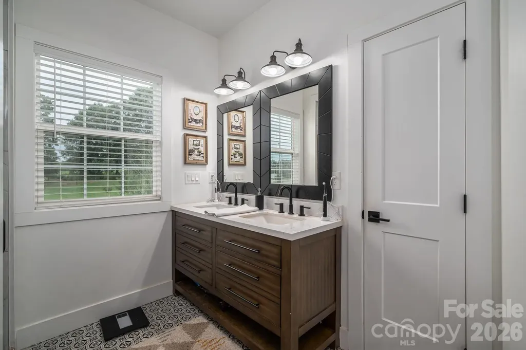 1484 Null Road Lincolnton NC 28092