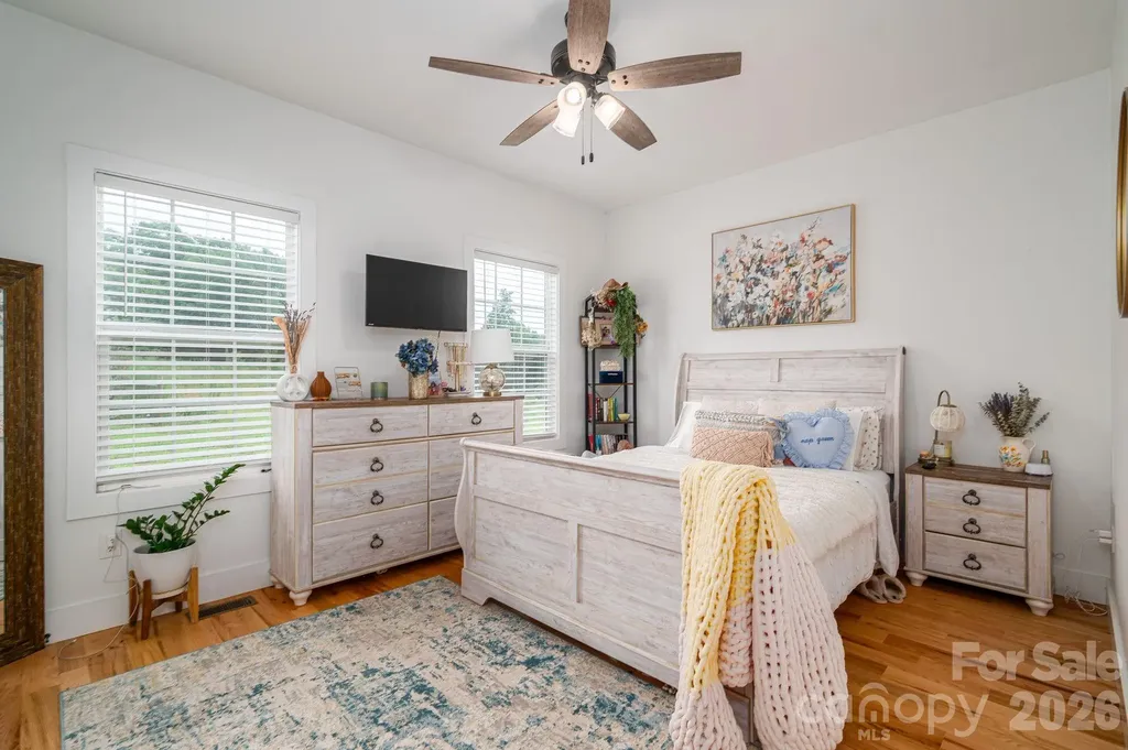 1484 Null Road Lincolnton NC 28092