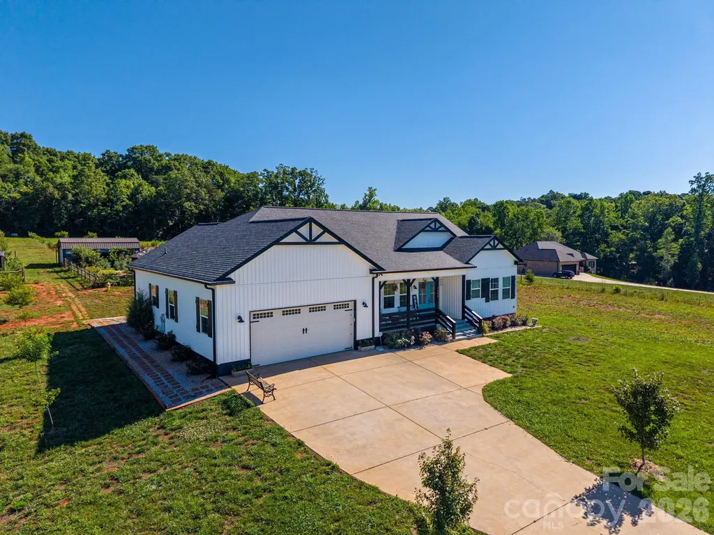1484 Null Road Lincolnton NC 28092