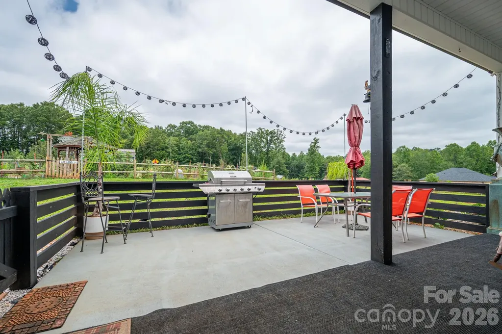 1484 Null Road Lincolnton NC 28092