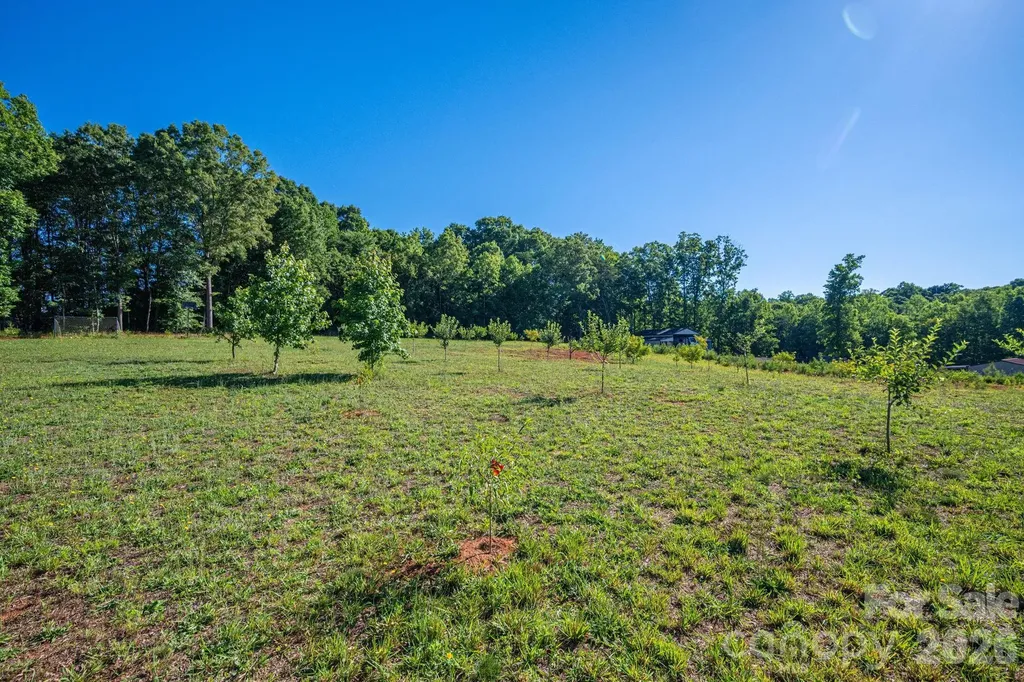 1484 Null Road Lincolnton NC 28092