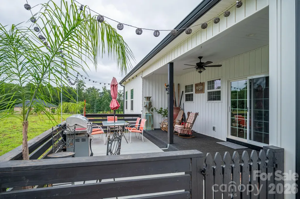 1484 Null Road Lincolnton NC 28092