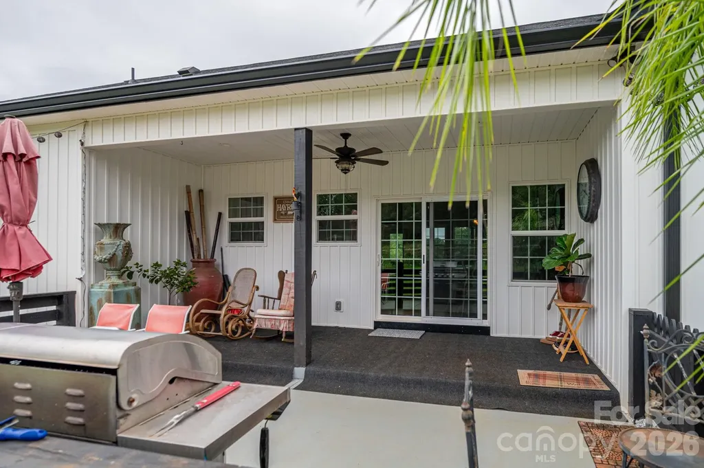 1484 Null Road Lincolnton NC 28092