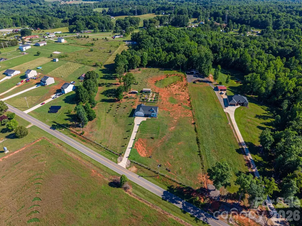 1484 Null Road Lincolnton NC 28092