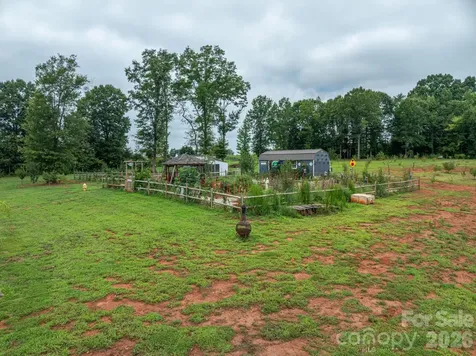 1484 Null Road Lincolnton NC 28092