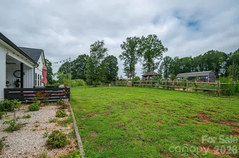 1484 Null Road Lincolnton NC 28092