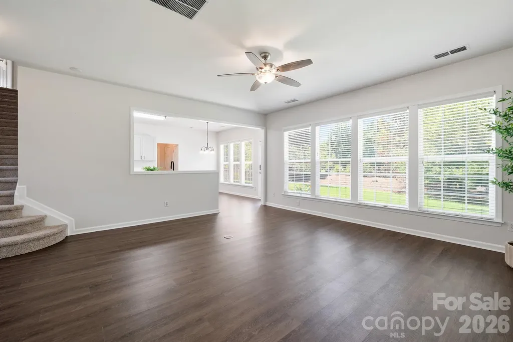 7633 Rathburn Lane Charlotte NC 28277
