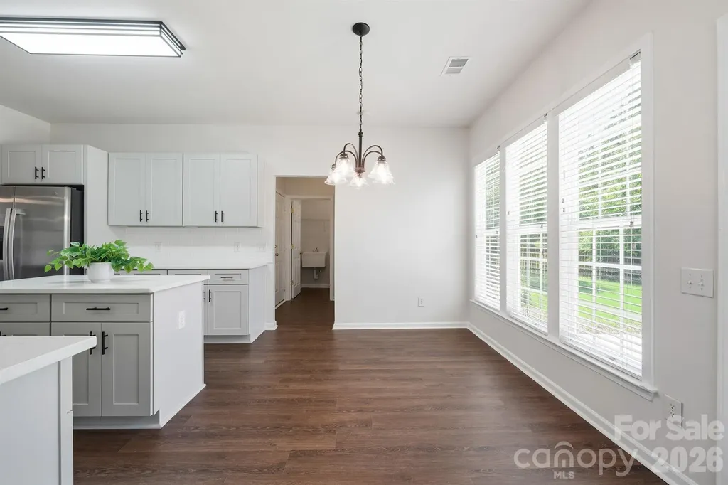 7633 Rathburn Lane Charlotte NC 28277