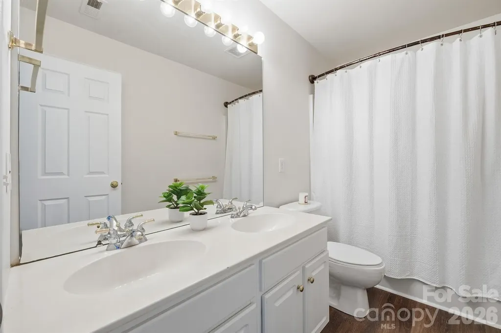 7633 Rathburn Lane Charlotte NC 28277