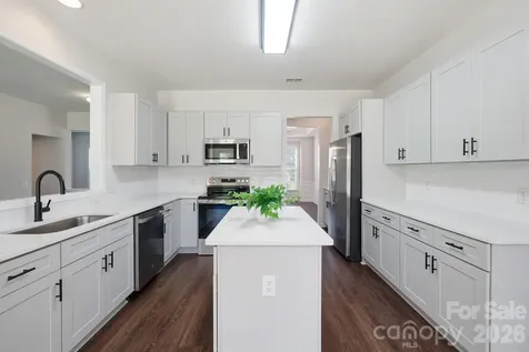 7633 Rathburn Lane Charlotte NC 28277