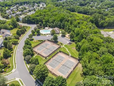 7633 Rathburn Lane Charlotte NC 28277