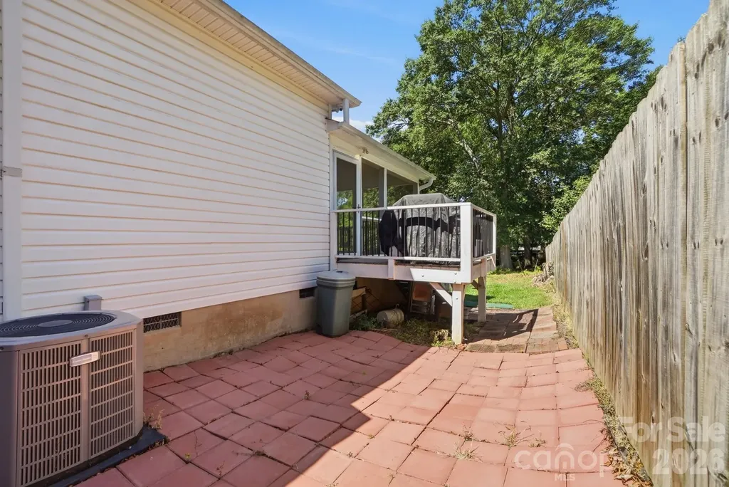 5946 Brookstone Drive NW Concord NC 28027