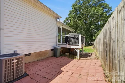 5946 Brookstone Drive NW Concord NC 28027