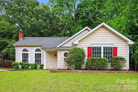 7925 Turquoise Drive Charlotte NC 28215