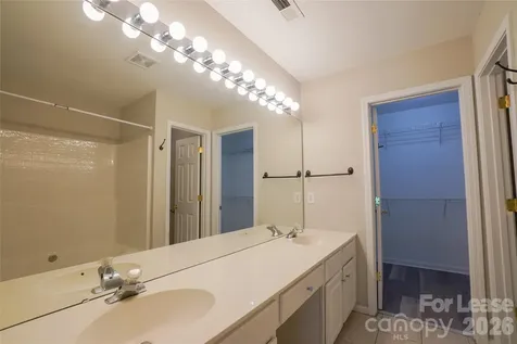 2411 Normancrest Court Charlotte NC 28270