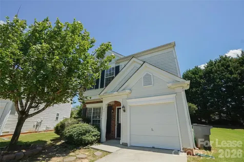 2411 Normancrest Court Charlotte NC 28270