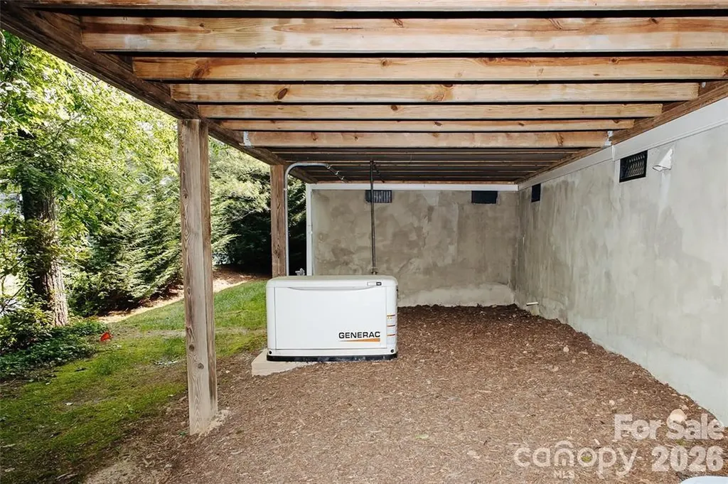 47 Victoria Park Drive Hendersonville NC 28792