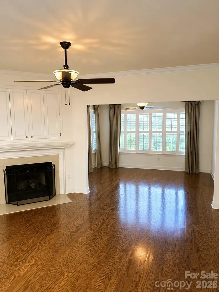 47 Victoria Park Drive Hendersonville NC 28792