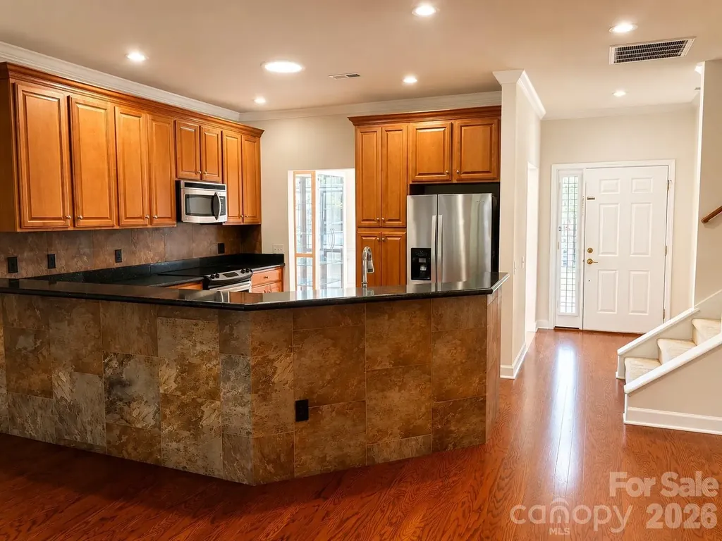 47 Victoria Park Drive Hendersonville NC 28792