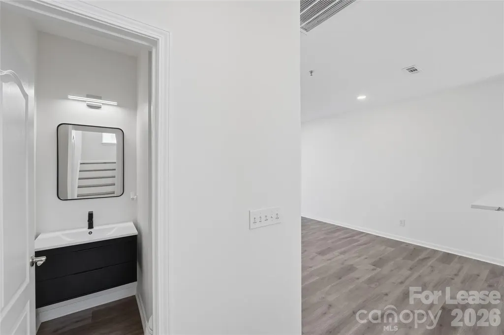 6621 Tor Drive Charlotte NC 28269