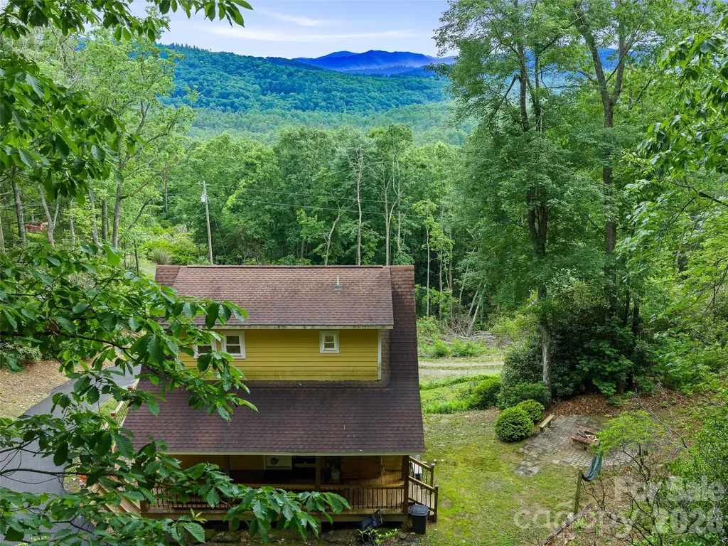226 Orchard View Trail Spruce Pine NC 28777