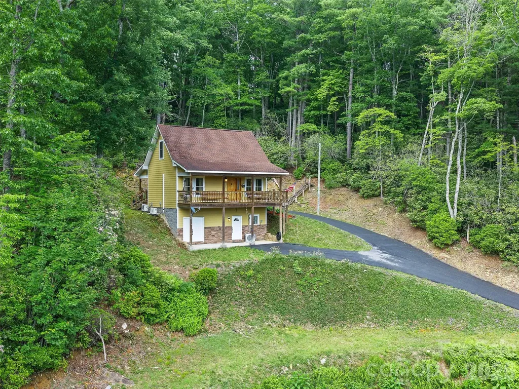 226 Orchard View Trail Spruce Pine NC 28777