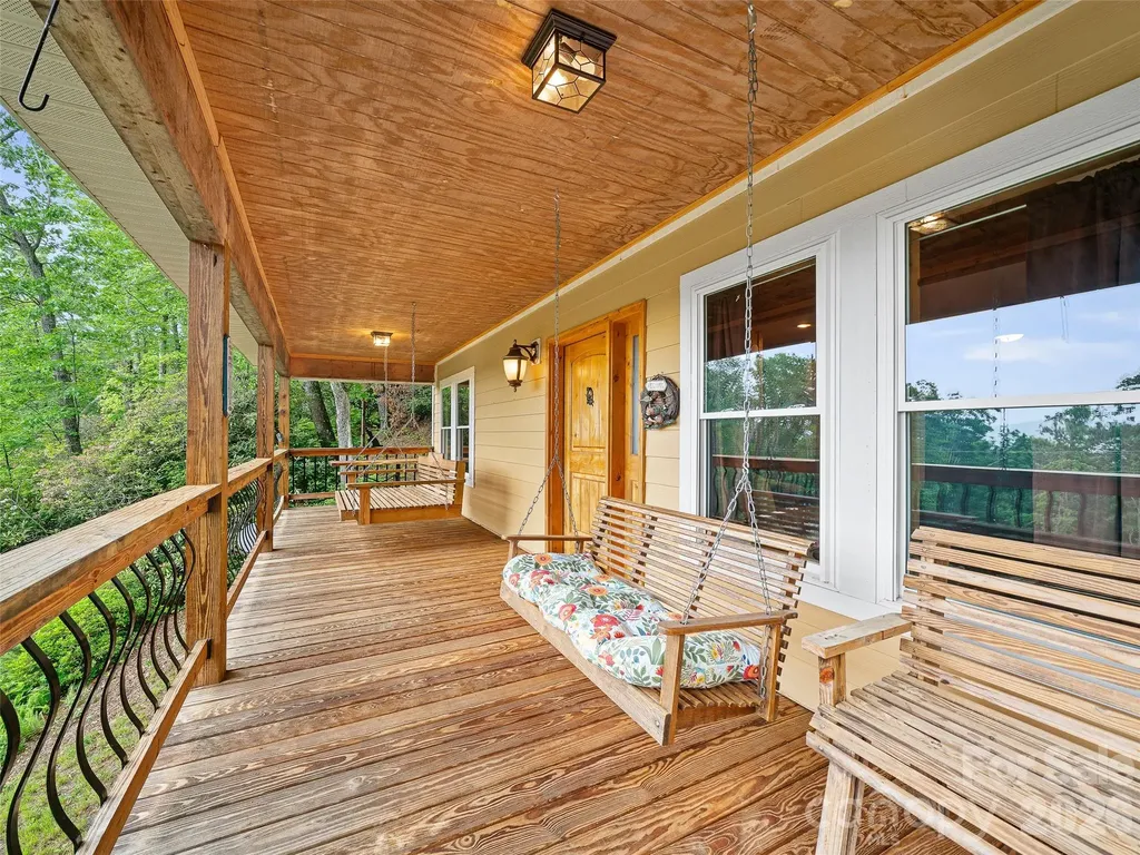 226 Orchard View Trail Spruce Pine NC 28777