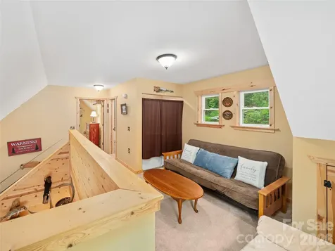 226 Orchard View Trail Spruce Pine NC 28777