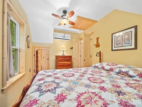 226 Orchard View Trail Spruce Pine NC 28777