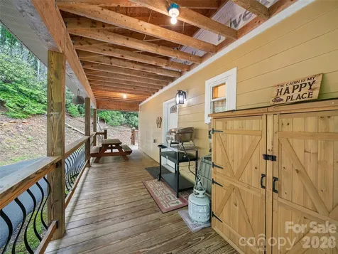 226 Orchard View Trail Spruce Pine NC 28777