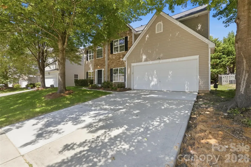2700 Piersland Drive Matthews NC 28104