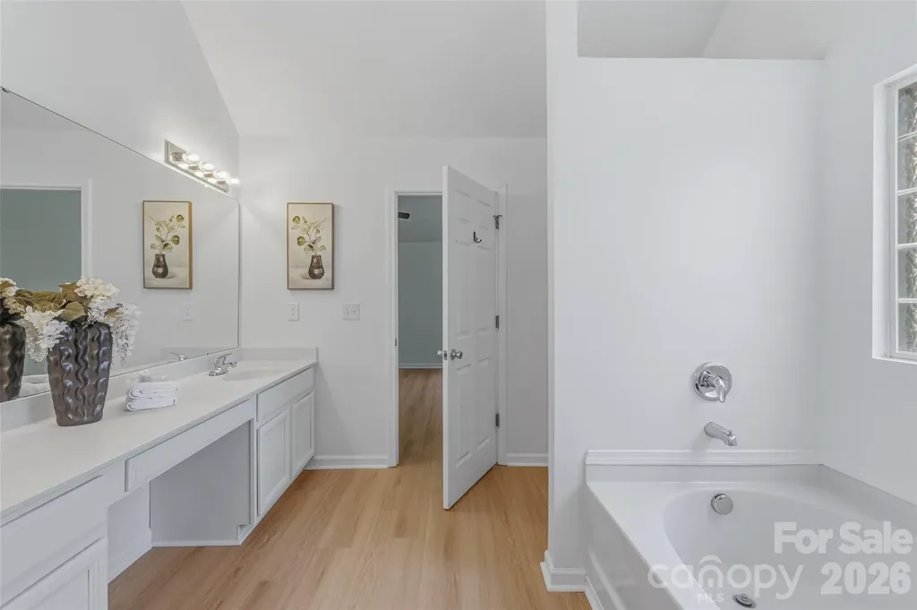 2700 Piersland Drive Matthews NC 28104