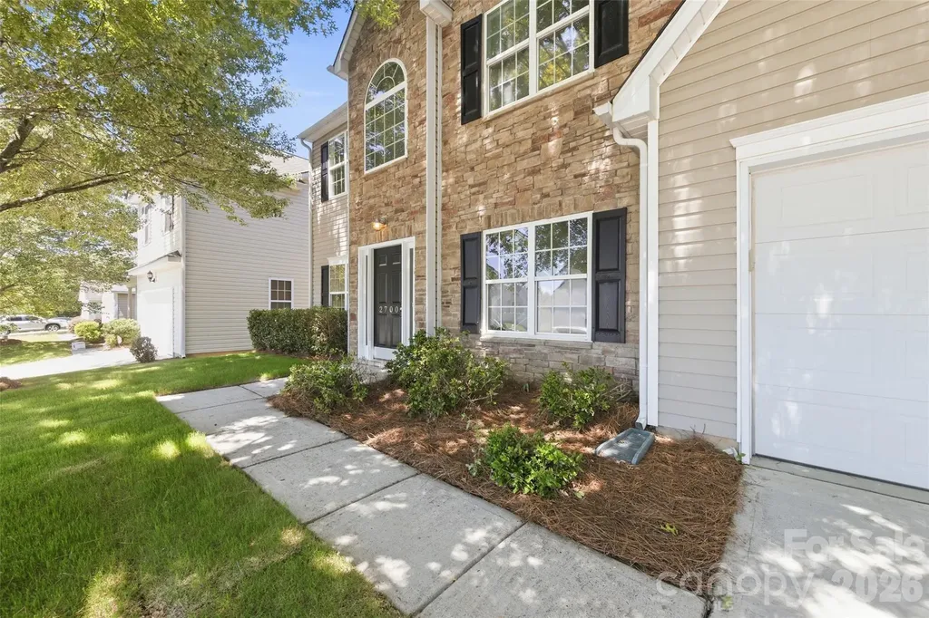 2700 Piersland Drive Matthews NC 28104