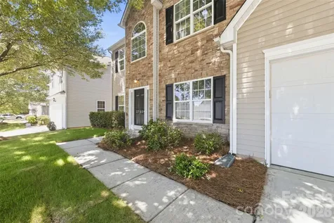 2700 Piersland Drive Matthews NC 28104