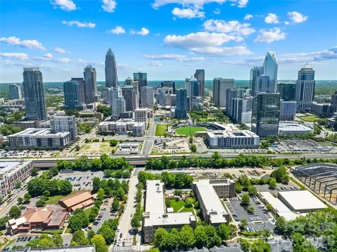 718 W Trade Street Charlotte NC 28202