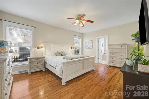 1044 Hunters Run Drive Tega Cay SC 29708