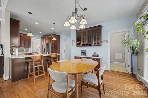 1044 Hunters Run Drive Tega Cay SC 29708