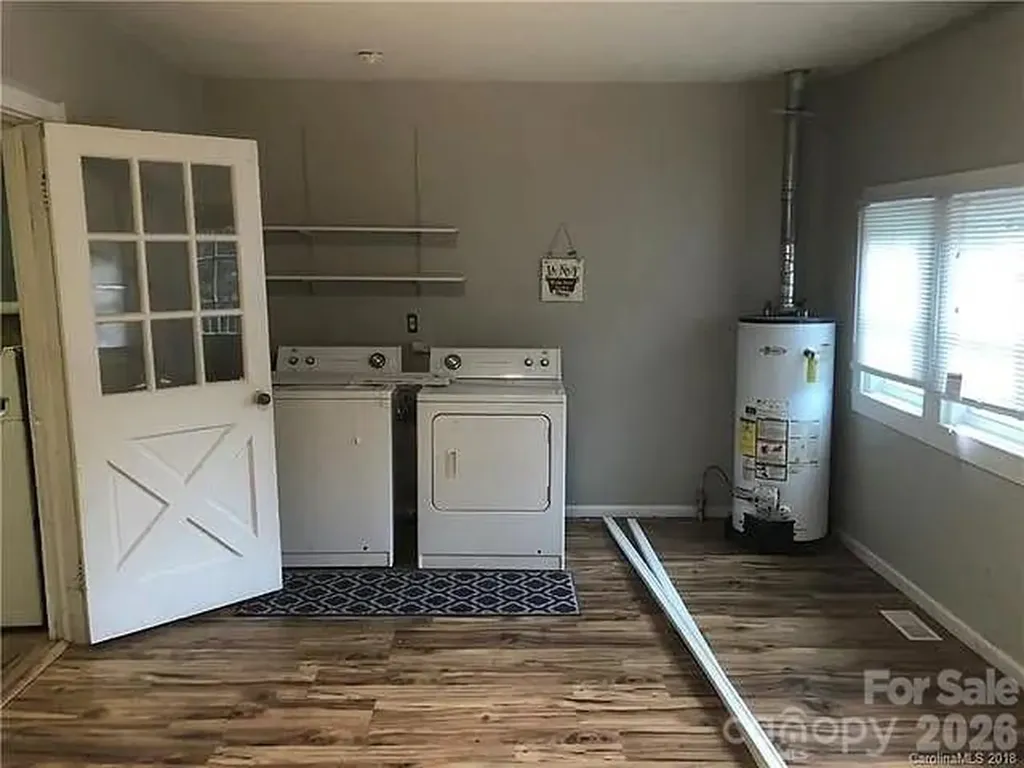 23 Lineberger Street Lowell NC 28098