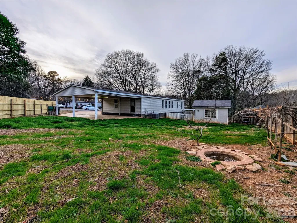 7329 Twillingate Drive Charlotte NC 28215