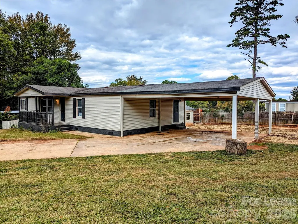 7329 Twillingate Drive Charlotte NC 28215