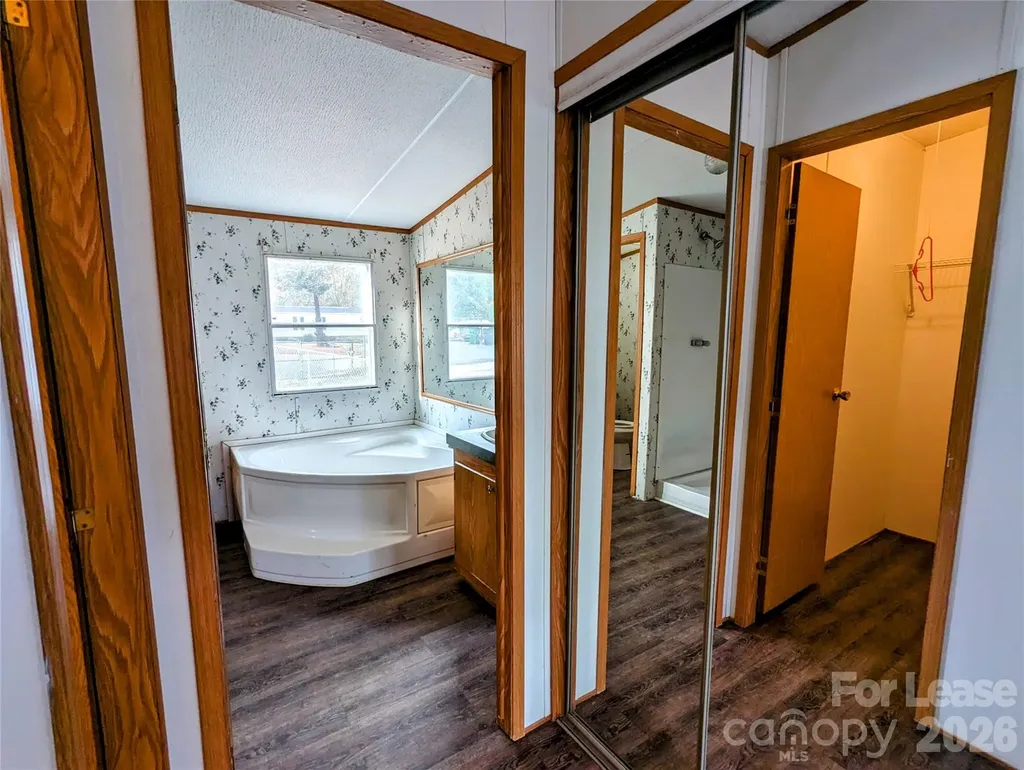 7329 Twillingate Drive Charlotte NC 28215