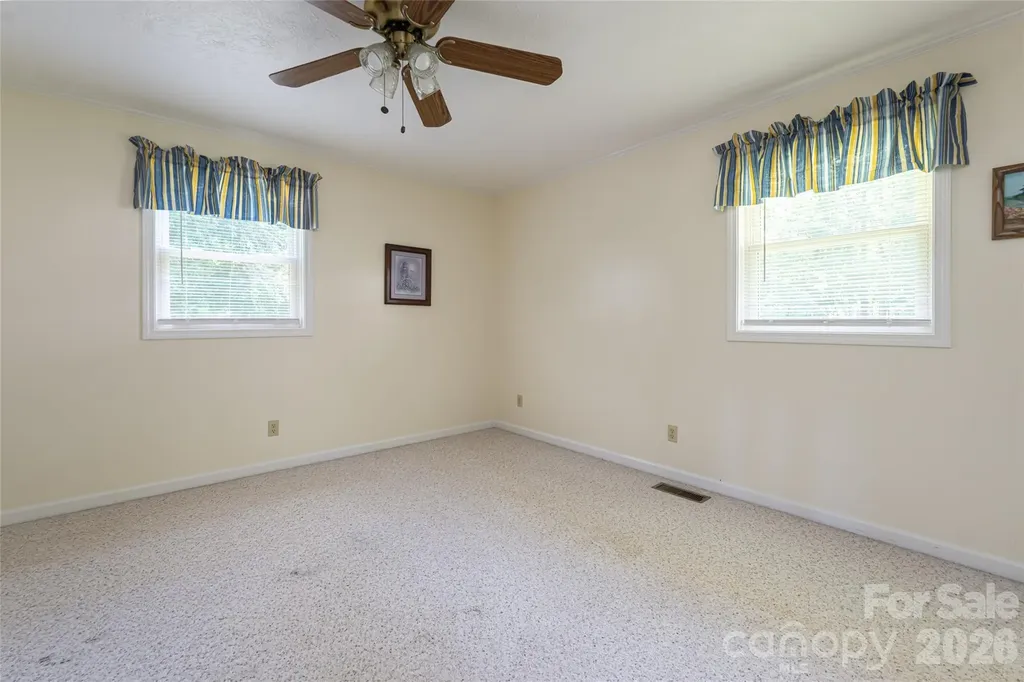 2800 Coxe Road Tryon NC 28782