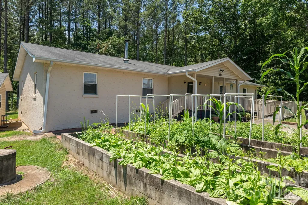 2800 Coxe Road Tryon NC 28782