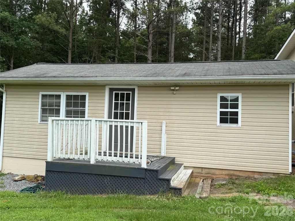 2800 Coxe Road Tryon NC 28782