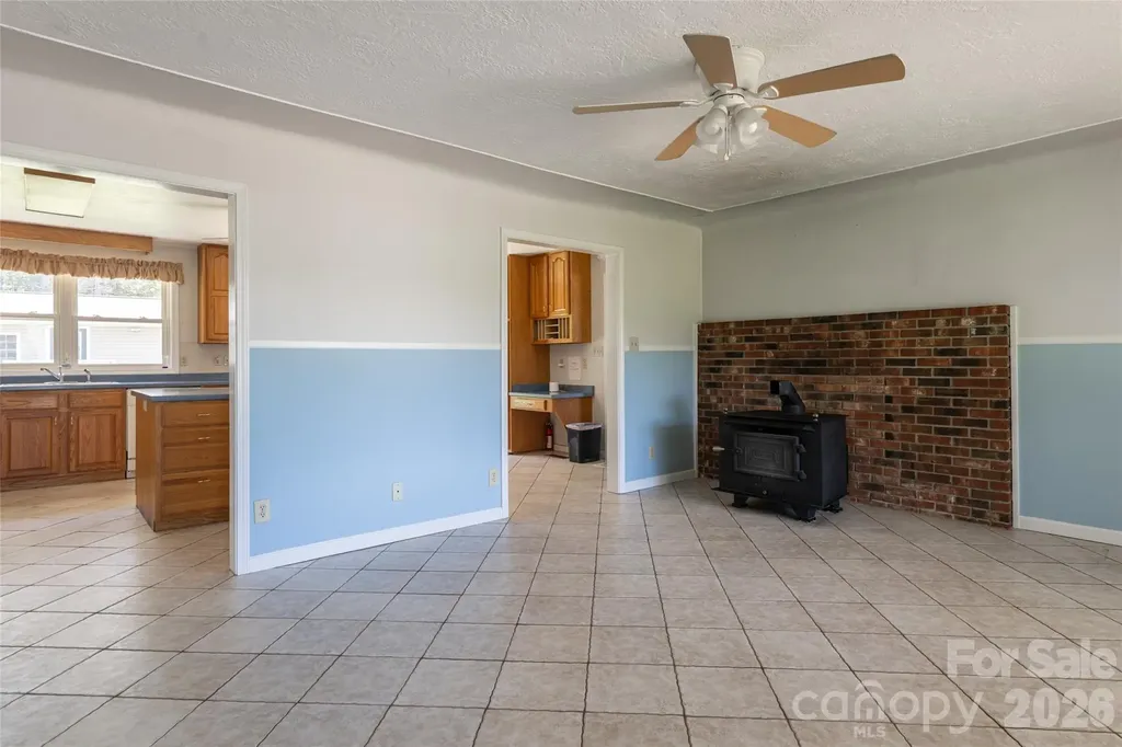 2800 Coxe Road Tryon NC 28782