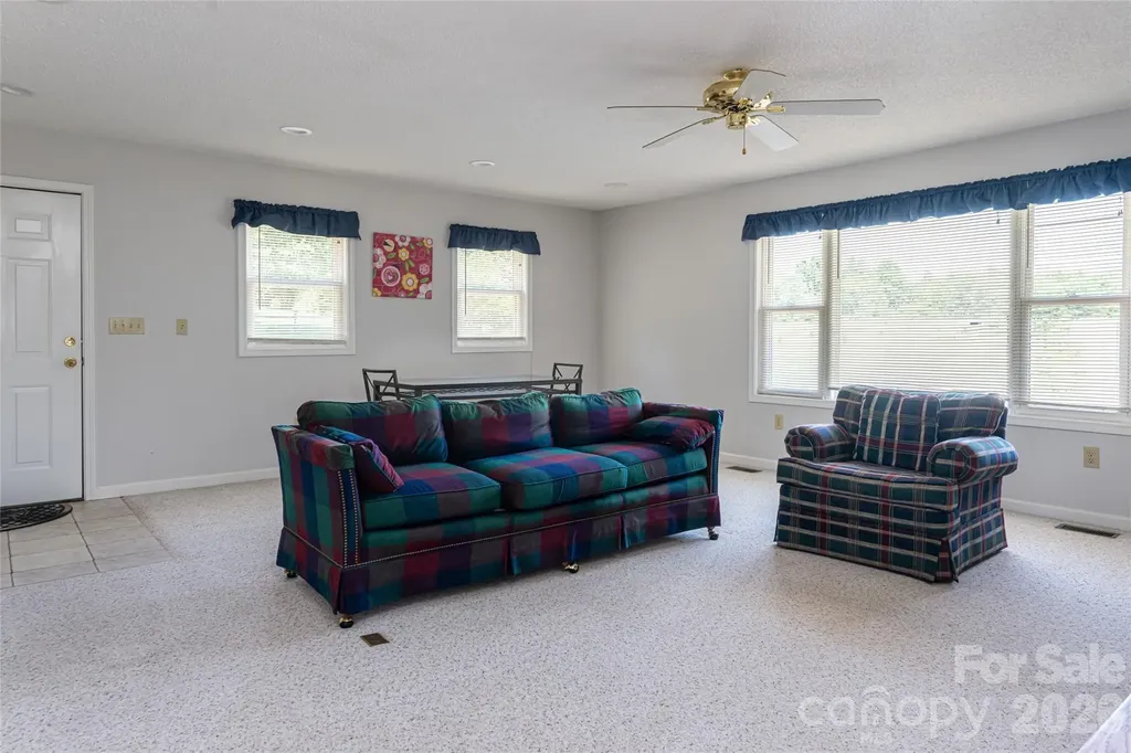 2800 Coxe Road Tryon NC 28782
