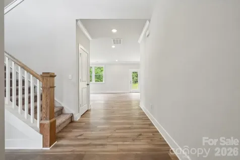 10004 Manor Vista Trail Kannapolis NC 28027