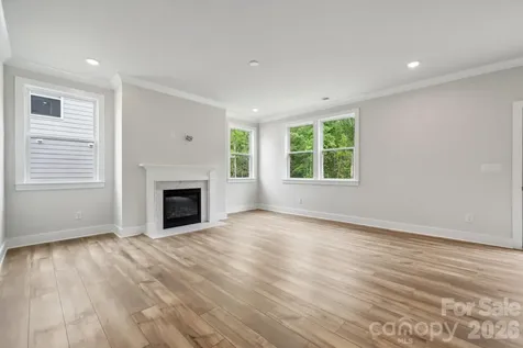 10004 Manor Vista Trail Kannapolis NC 28027