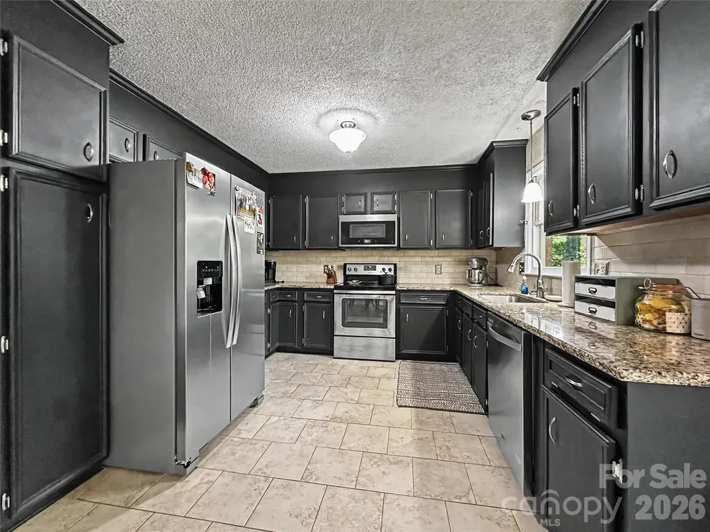 213 Bostian Lake Road Statesville NC 28677