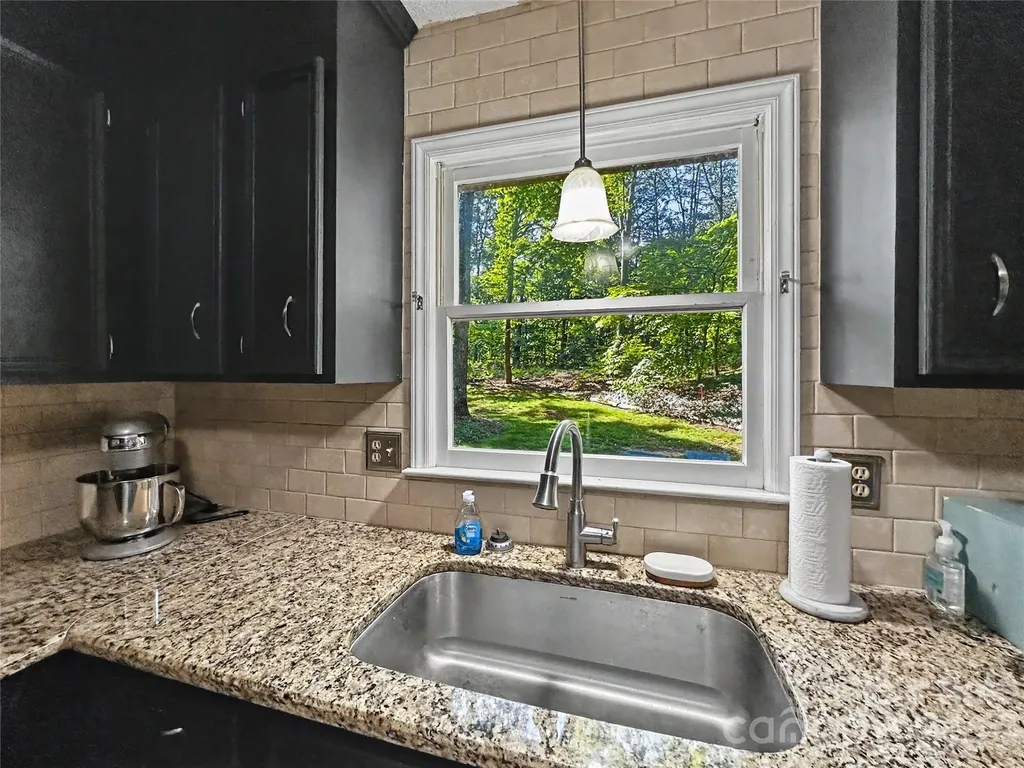 213 Bostian Lake Road Statesville NC 28677